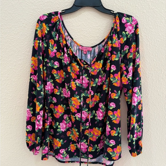 Betsey Johnson Black and Pink Blouse with Vibrant Design - Picture 1 of 2